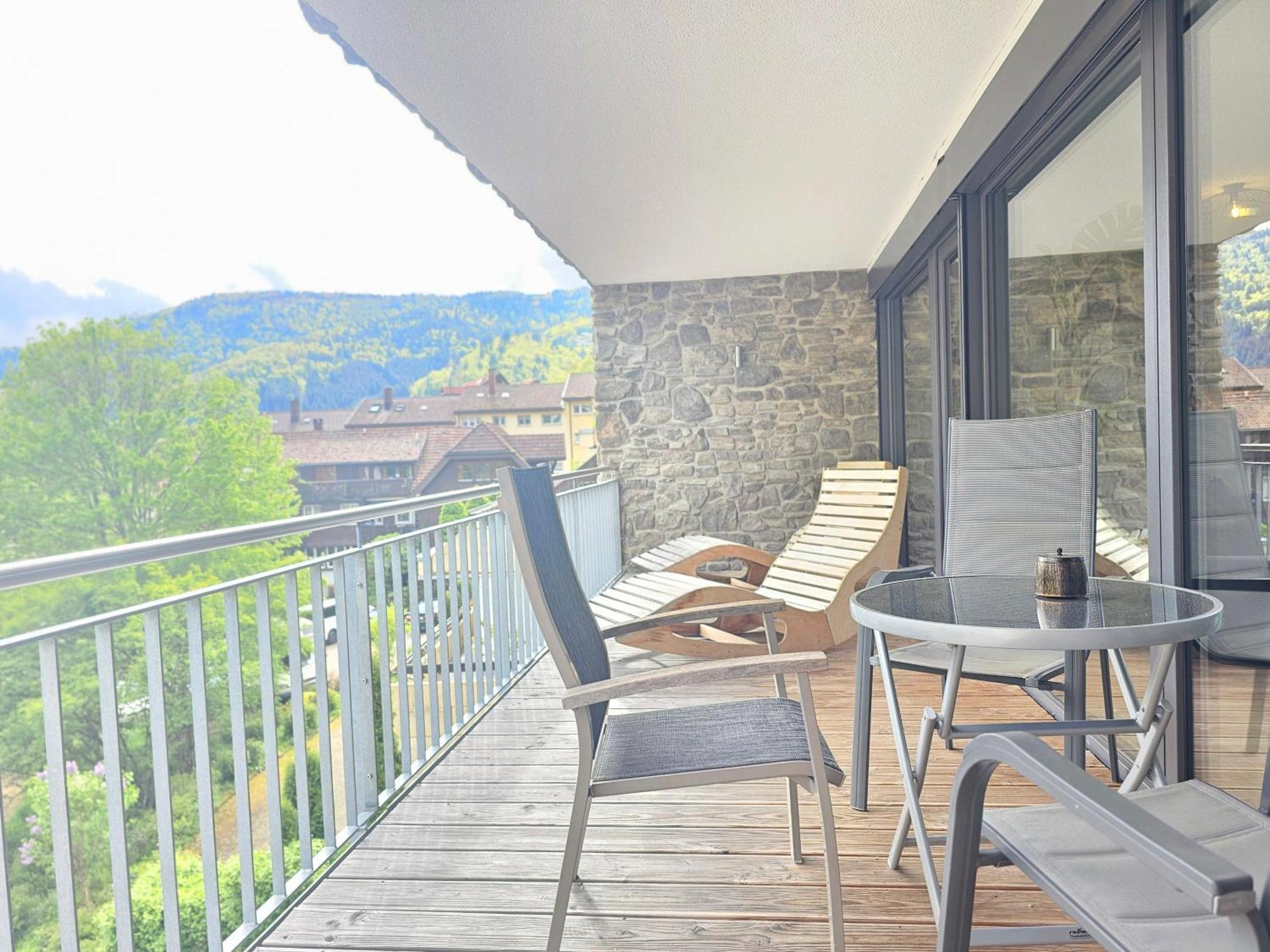 Black Forest I Sauna Auf Dem Balkon I Boxspring I Nespresso I Ausblick I Wasserfaelle Im Ort Todtnau Exterior foto